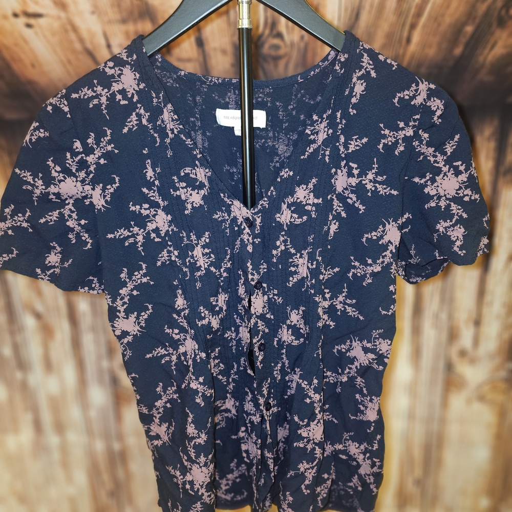 Treasure & Bond Navy and Pink Floral Blouse